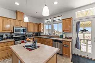 23315 W Staghorn Ln, Congress, AZ 85332 - Photo 17