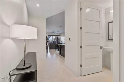6166 N Scottsdale Road #B2001, Paradise Valley, AZ 85253 - Photo 5