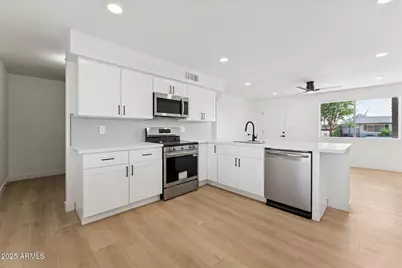 9554 E Dallas Street, Mesa, AZ 85207 - Photo 11