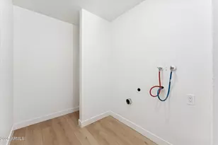 9554 E Dallas St, Mesa, AZ 85207 - Photo 23