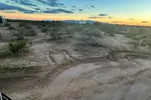 455 Weitzman Dr Circle, Morristown, AZ 85342 - Photo 1