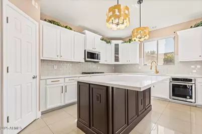 2345 W Melody Drive, Phoenix, AZ 85041 - Photo 11