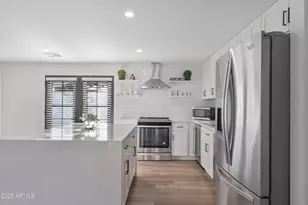 13050 N 17th Ave, Phoenix, AZ 85029 - Photo 13