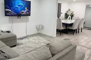 326 N 39th Dr N, Phoenix, AZ 85009 - Photo 7