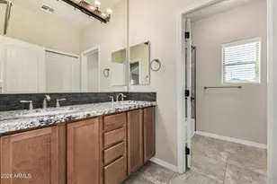 39730 N New River Rd, Phoenix, AZ 85086 - Photo 27