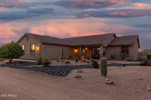 39730 N New River Rd, Phoenix, AZ 85086 - Photo 1