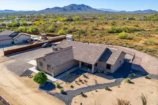 39730 N New River Rd, Phoenix, AZ 85086 - Photo 43