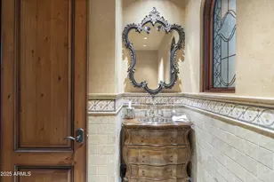 5902 E Arcadia Ln, Phoenix, AZ 85018 - Photo 47