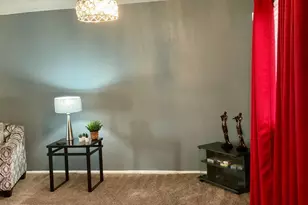 8121 N 32nd Ave, Phoenix, AZ 85051 - Photo 9