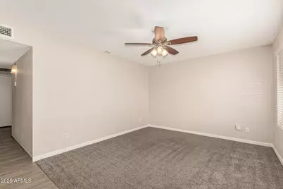 18046 N 20th Avenue, Phoenix, AZ 85023 - Photo 9