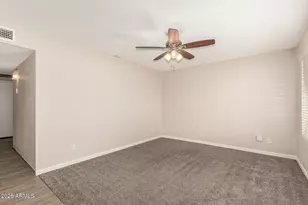 18046 N 20th Ave, Phoenix, AZ 85023 - Photo 9