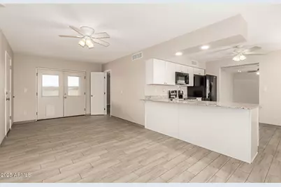 18046 N 20th Avenue, Phoenix, AZ 85023 - Photo 3