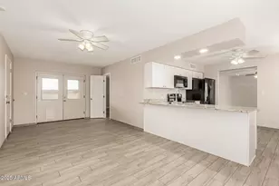 18046 N 20th Ave, Phoenix, AZ 85023 - Photo 3