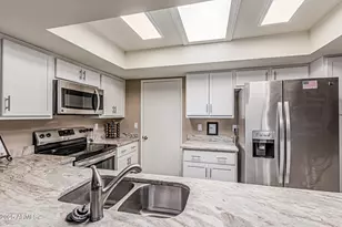 11449 S Iroquois Dr, Phoenix, AZ 85044 - Photo 15