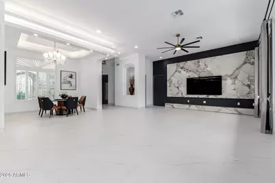 11312 E Greenway Road, Scottsdale, AZ 85255 - Photo 9