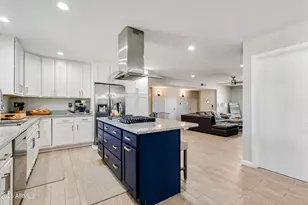 3052 E Lupine Ave, Phoenix, AZ 85028 - Photo 7