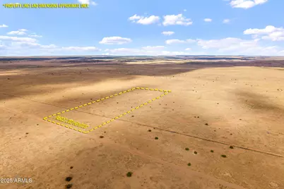 1 N 6121 -- #B, Saint Johns, AZ 85936 - Photo 17