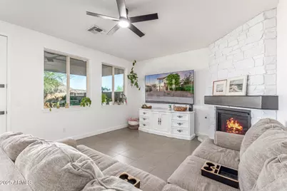 13252 W Copperleaf Lane, Peoria, AZ 85383 - Photo 11