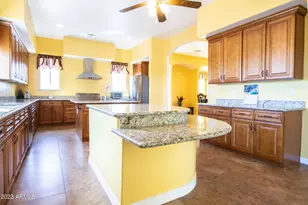 24235 W Pinnacle Vista Ln, Wittmann, AZ 85361 - Photo 21