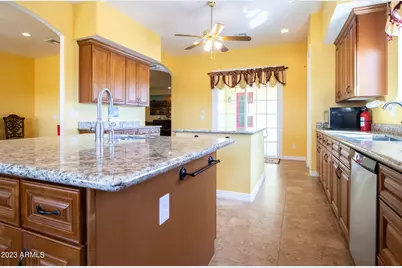 24235 W Pinnacle Vista Lane, Wittmann, AZ 85361 - Photo 23