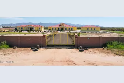 24235 W Pinnacle Vista Lane, Wittmann, AZ 85361 - Photo 3