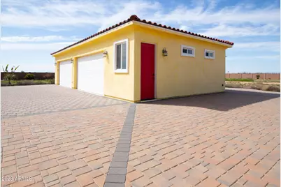 24235 W Pinnacle Vista Lane, Wittmann, AZ 85361 - Photo 15