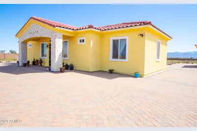 24235 W Pinnacle Vista Lane, Wittmann, AZ 85361 - Photo 13