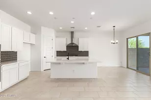 10935 N 164th Ct, Surprise, AZ 85388 - Photo 7