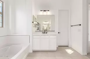 10935 N 164th Ct, Surprise, AZ 85388 - Photo 17