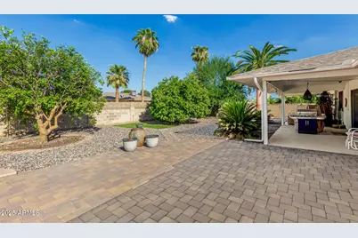 12926 W Blue Bonnet Drive, Sun City West, AZ 85375 - Photo 19