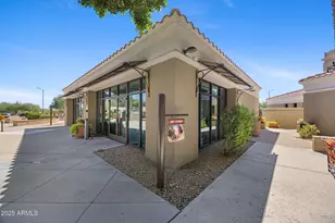 19925 N Half Moon Dr, Surprise, AZ 85374 - Photo 57