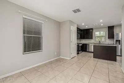 8046 W Agora Lane, Phoenix, AZ 85043 - Photo 7