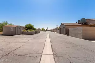 21763 N Verde Ridge Dr, Sun City West, AZ 85375 - Photo 33