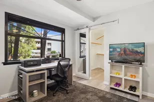 5104 N 32nd St, Phoenix, AZ 85018 - Photo 15