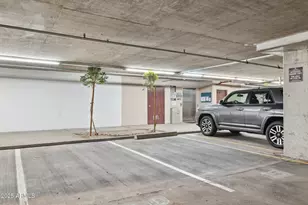 5104 N 32nd St, Phoenix, AZ 85018 - Photo 27