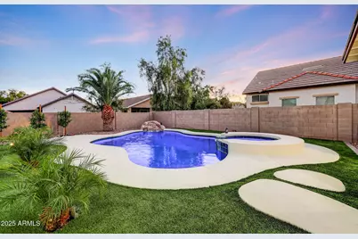 13621 W San Juan Avenue, Litchfield Park, AZ 85340 - Photo 39