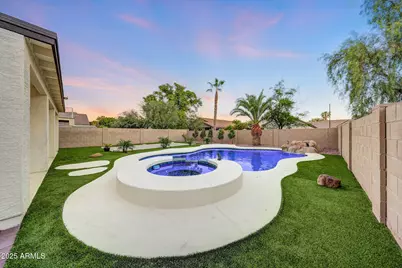 13621 W San Juan Avenue, Litchfield Park, AZ 85340 - Photo 37