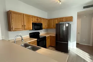 13874 N 91st Dr, Peoria, AZ 85381 - Photo 9