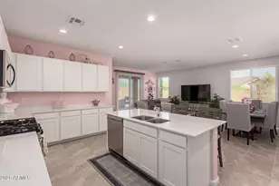 25046 N 174th Ave, Surprise, AZ 85387 - Photo 11