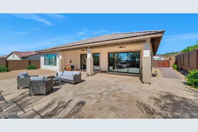 2041 E Fallen Leaf Lane, Phoenix, AZ 85024 - Photo 23