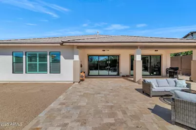 2041 E Fallen Leaf Lane, Phoenix, AZ 85024 - Photo 25