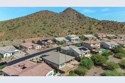 2041 E Fallen Leaf Lane, Phoenix, AZ 85024 - Photo 29