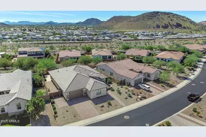 2041 E Fallen Leaf Lane, Phoenix, AZ 85024 - Photo 27