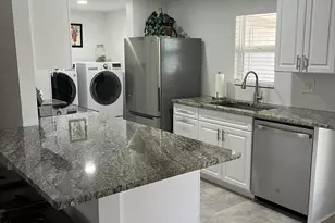 26429 S Navajo Pl, Sun Lakes, AZ 85248 - Photo 9