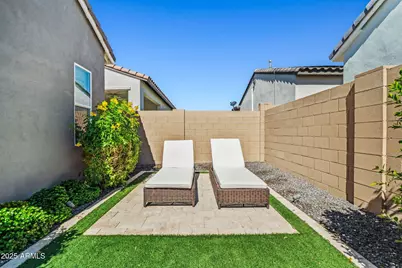 11217 N Blakely Street, Surprise, AZ 85388 - Photo 31