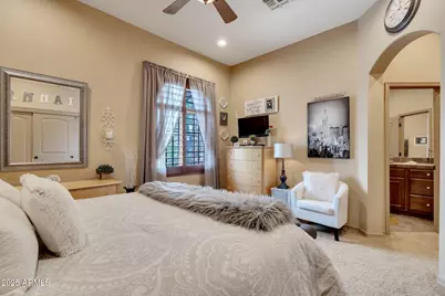 3648 E Louise Drive, Phoenix, AZ 85050 - Photo 23