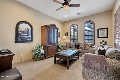 3648 E Louise Drive, Phoenix, AZ 85050 - Photo 5