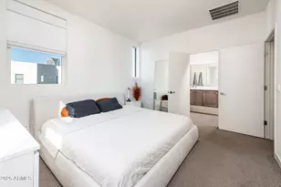 325 E Coronado Rd, Phoenix, AZ 85004 - Photo 13