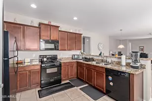 4625 W Crescent Rd, San Tan Valley, AZ 85144 - Photo 11