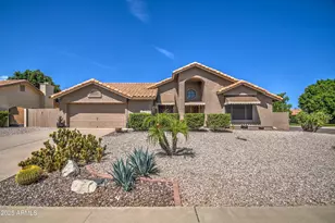 8852 S Ash Ave, Tempe, AZ 85284 - Photo 1